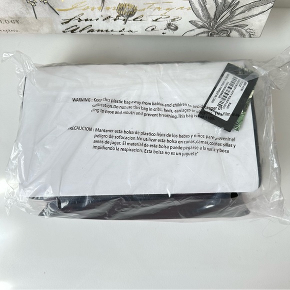 Badgley Mischka Black Quilted Crossbody Bag with Round Logo and Chain Strap - Picture 15 of 16